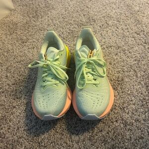 ASICS geo nimbus Paris edition